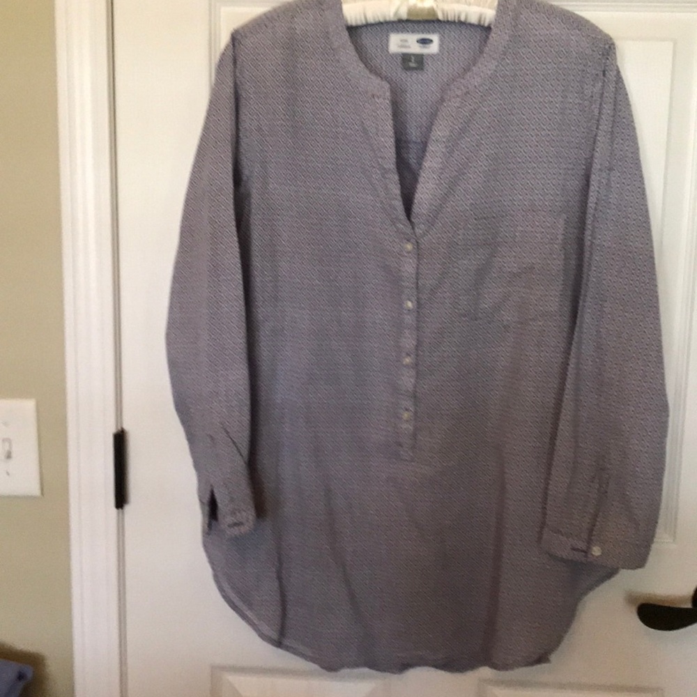 Old Navy Tunic length blouse